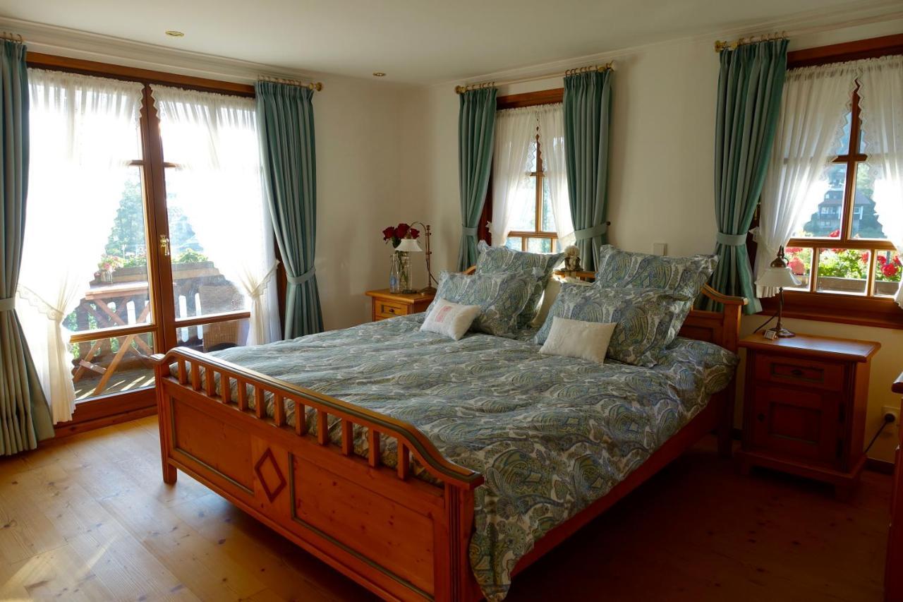 Hollhouse - Bed & Breakfast Hinterzarten Eksteriør billede