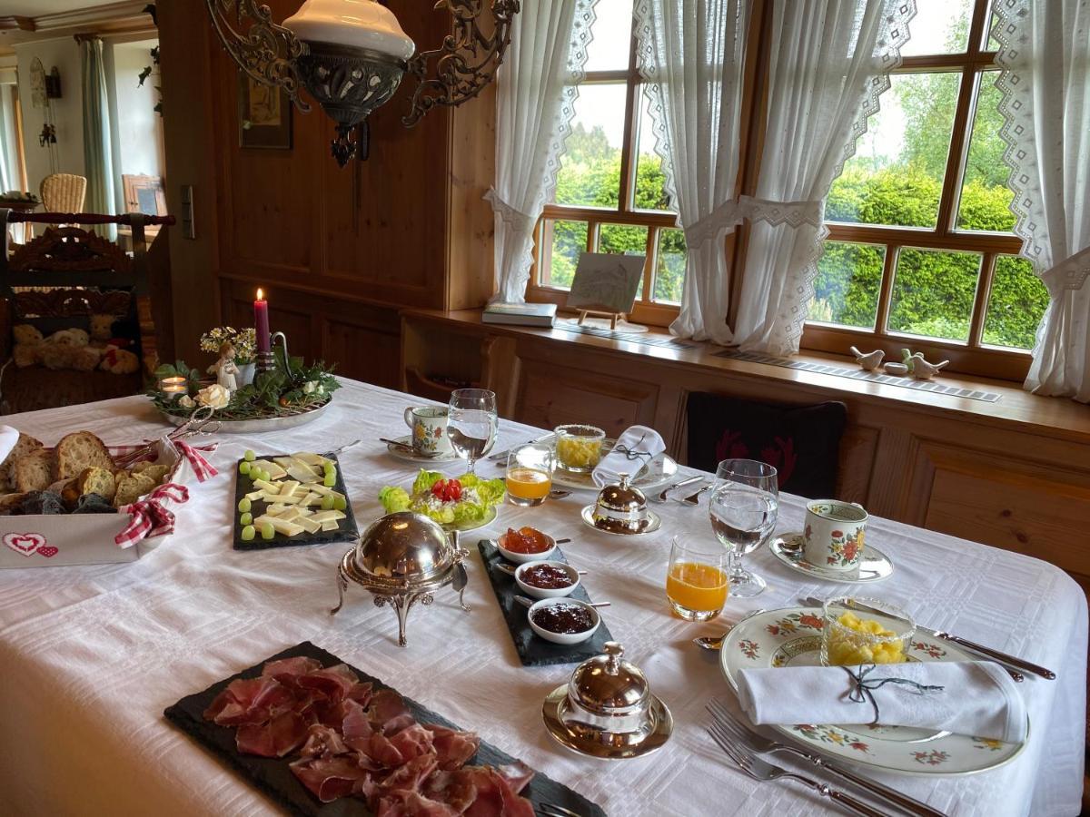 Hollhouse - Bed & Breakfast Hinterzarten Eksteriør billede