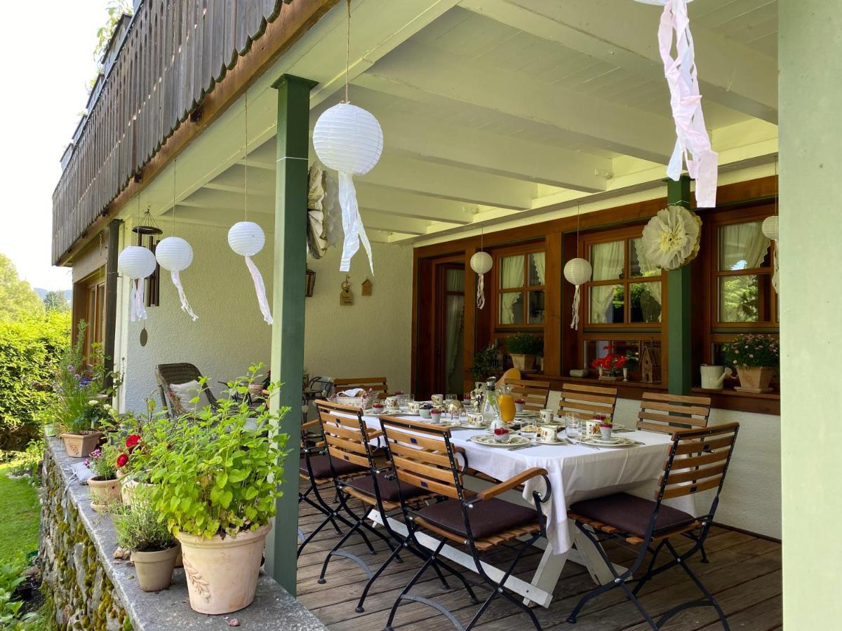 Hollhouse - Bed & Breakfast Hinterzarten Eksteriør billede